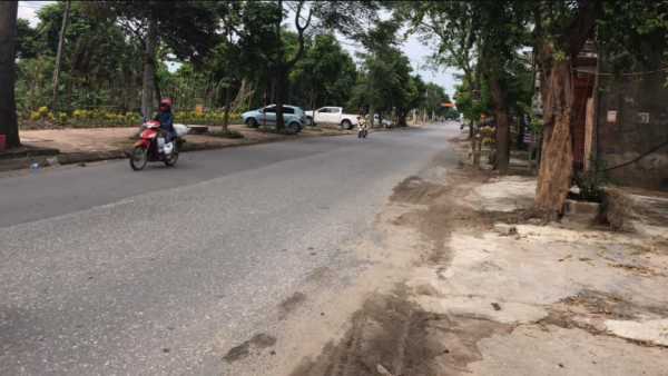 Bán mảnh đất ngay ngã ba Như Lân mặt đường 179, diện tích 100m