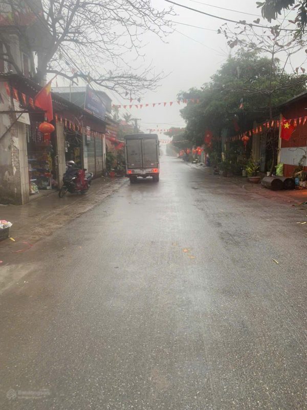 Duy nhất 1 lô góc! đất mặt phố Hoà Phong, Mỹ Hào, mặt trục chính làng nghề 3 mặt tiền