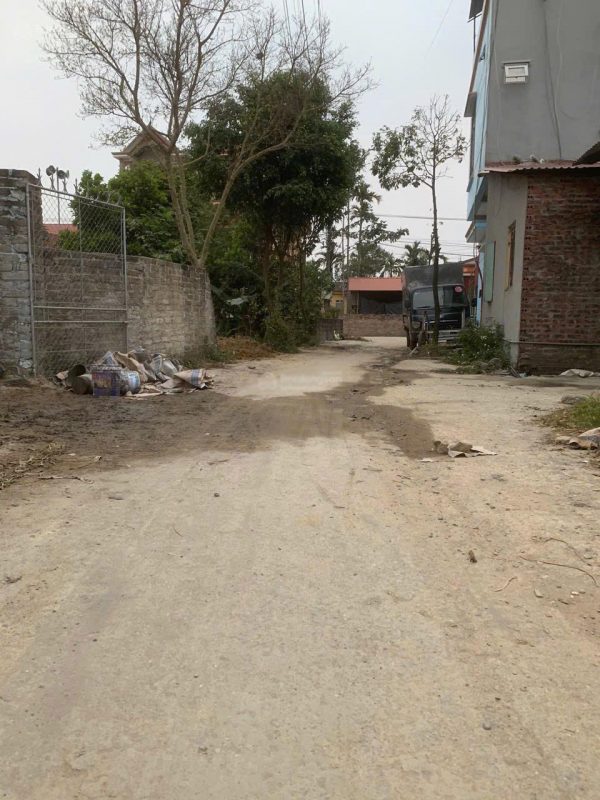 Bán nhanh lô đất siêu rẻ, Thuần Mỹ, xã Hoà Phong, TX Mỹ Hào, t Hưng YênBán gấp Thuần Mỹ, Hoà Phong, TX Mỹ Hào, Hưng Yên. 85m² full thổ cư. Đường to đùng. Thông, nếu đẹp tầm gần 2 tỷ, nhưng hình ảnh xấu. Phù hợp đầu tư lâu dài, an cư, cho con cháu... Bán siêu rẻ chỉ 650 triệu.