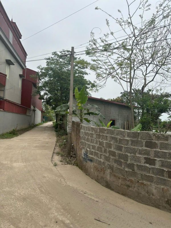Lô đất mặt đường xã Hoàng Hoa Thám, gần ủy ban xa, mặt tiền 8,6m