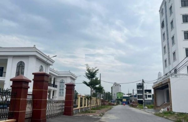 Cần bán lô đất đấu giá đẹp nhất huyện Yên Mỹ 110m², mặt tiền 5m, đường trước nhà 13m, sẵn sổ đỏ.