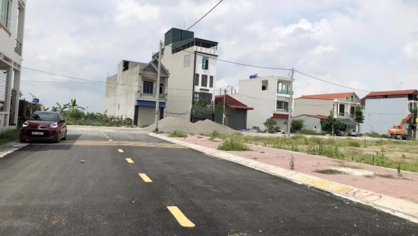 Bán 100m2 đất đấu giá huyện Ân Thi, xã Hoàng Hoa Thám, 4 ô tô tránh, giá tốt