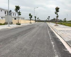 Bán lô đất 80m2, mảnh sẻ khe 2 mặt thoáng đấu giá tại Bảo Khê, Hưng Yên, giá 3,65 tỷ, view đẹp hot