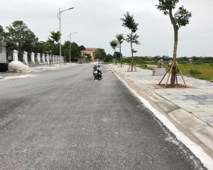 Bán đất 80m2, mảnh sẻ khe 2 mặt thoáng đấu giá tại Bảo Khê, Hưng Yên, giá 3,65 tỷ, view đẹp hot