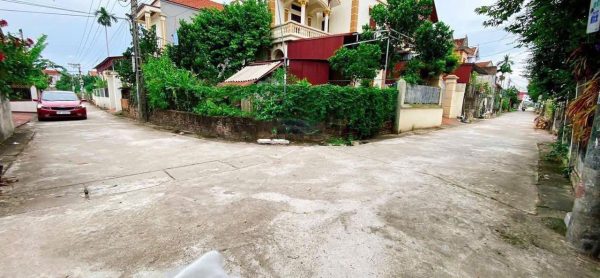 Duy nhất 1 lô đẹp nhất Văn Giang giá rẻ chỉ nhỉnh 1,5 tỷ tại Thôn Hoàng Trạch , xã Văn Giang