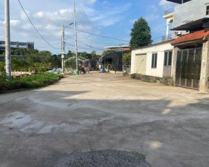 Bán 120m² đất ở vị trí đẹp sát Ecopark, Văn Giang – Trước nhà có bãi đỗ xe và sân chơi